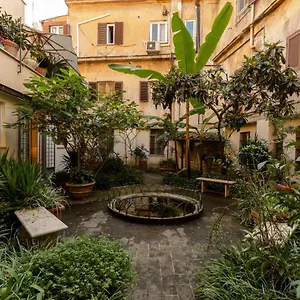 The Secret Loft Garden Roma